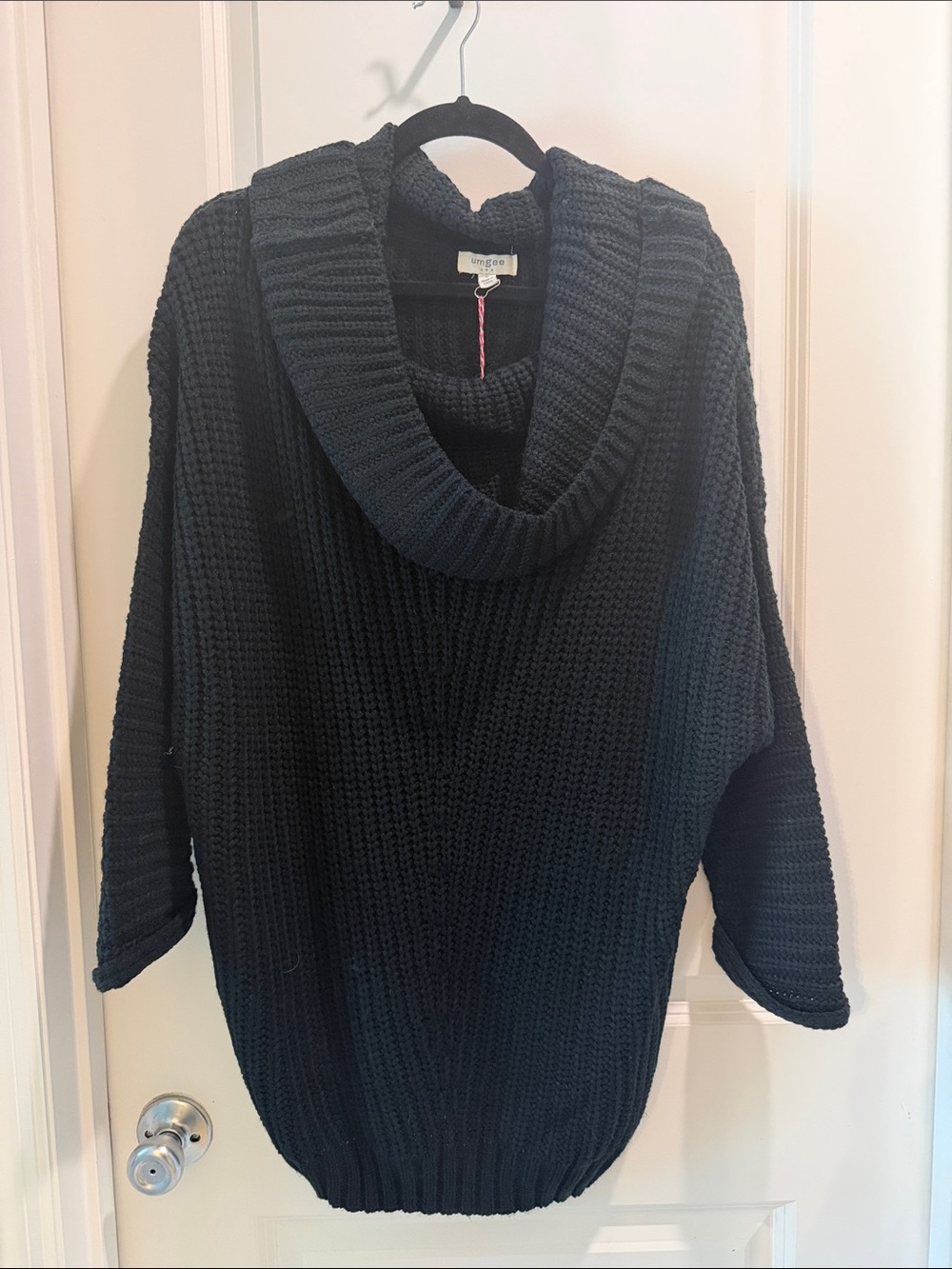 Umgee Black Chunky Cowl Neck Sweater